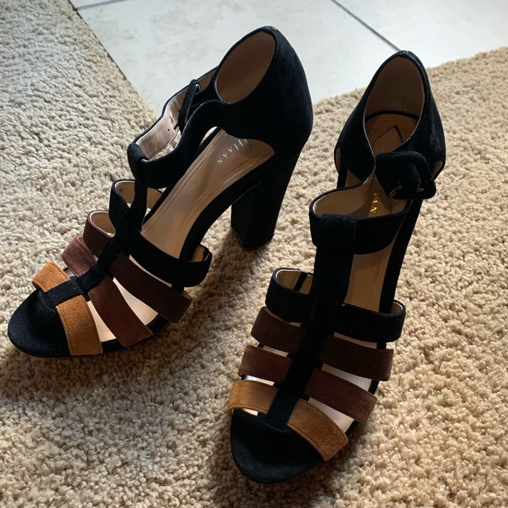 Dress shoes